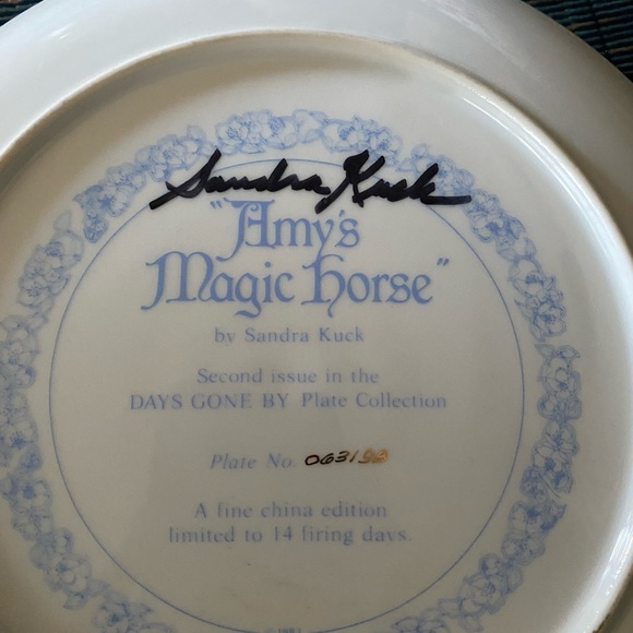 Amy’s Magic Horse Vintage Numbered Collector’s Plate Autographed - Picture 2 of 5